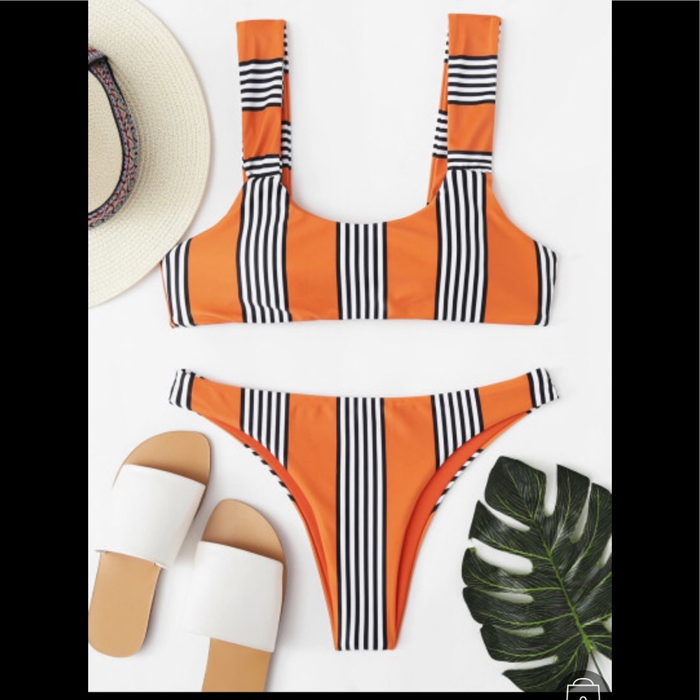 Striped bikini set